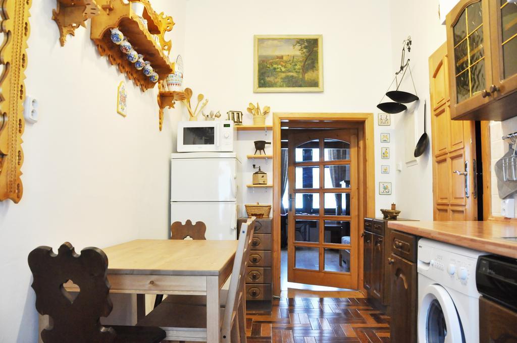 Traditional Slovak Apartment Pressburg Exterior foto